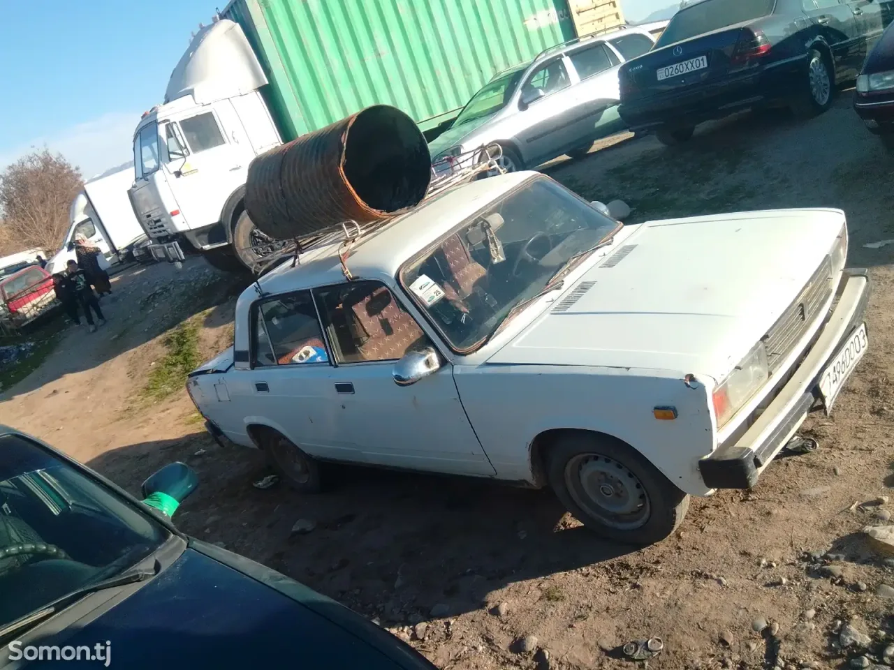Lada (ВАЗ) 2105 1989 · 1.5 MT