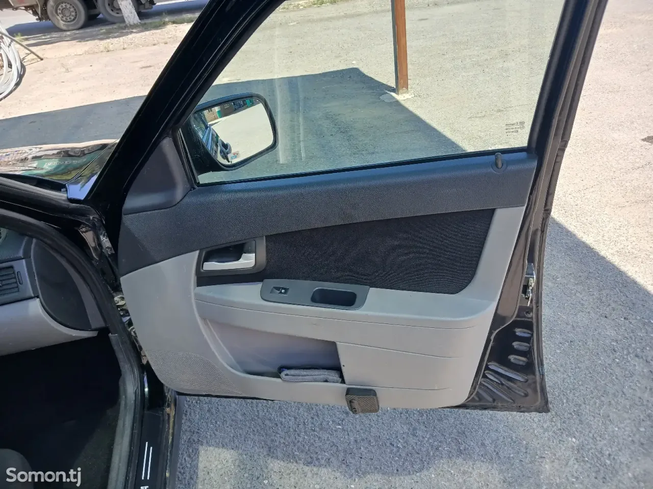 Lada (ВАЗ) Priora 2010 · 1.6 MT