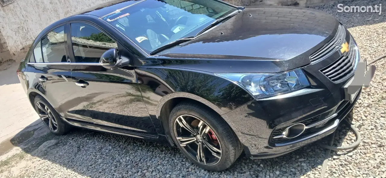 Chevrolet Cruze 2014 · 1.4 AT