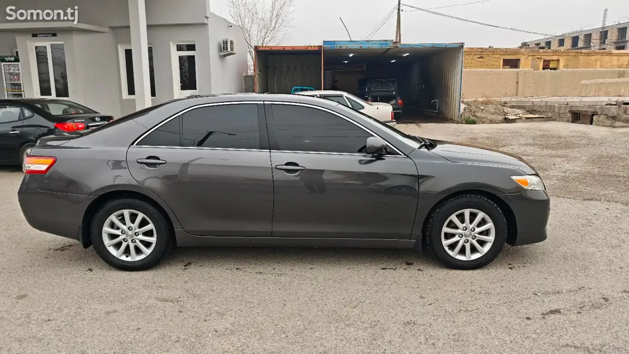 Toyota Camry 2010 · 2.5 AT