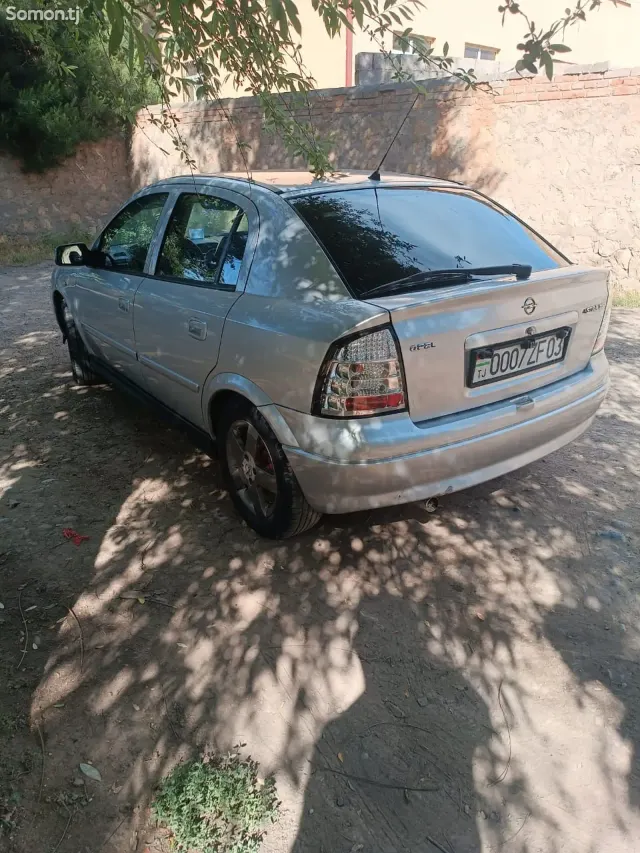 Opel Astra G 2003 · 1.6 MT