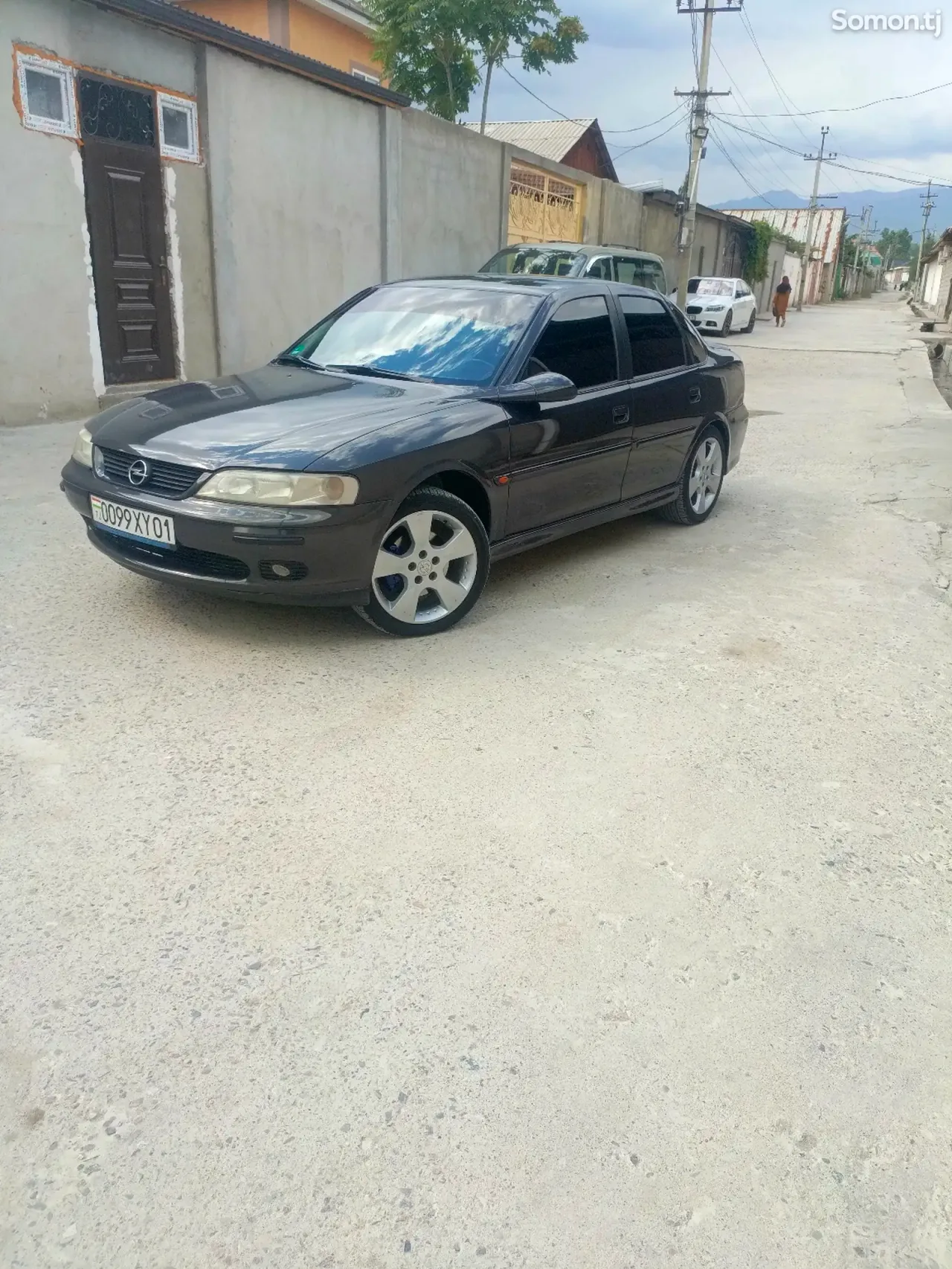 Opel Vectra B 2000 · 1.8 MT
