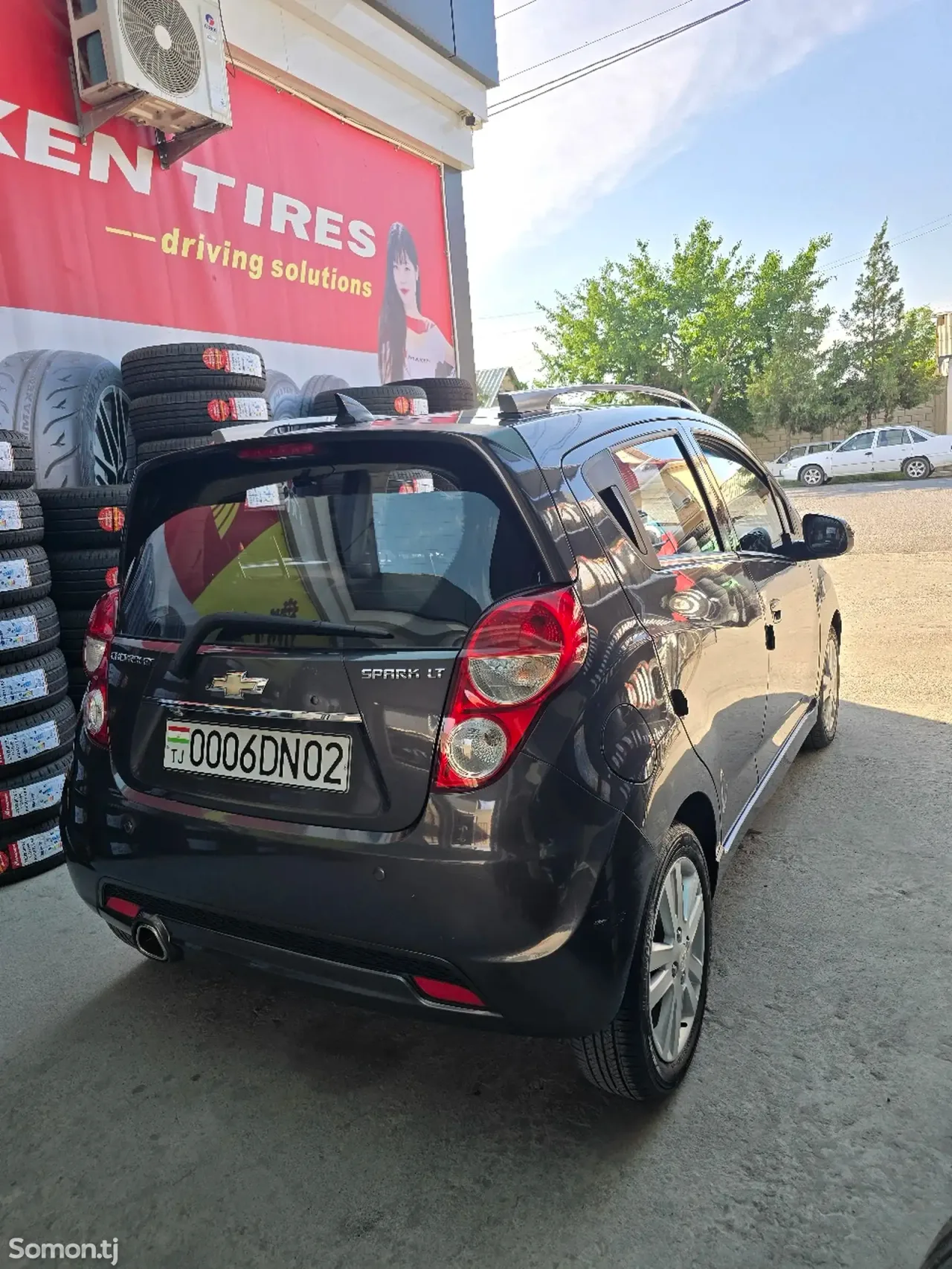 Chevrolet Spark 2014 · 1.0 AT