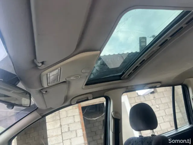 Opel Zafira 1999 · 1.6 MT