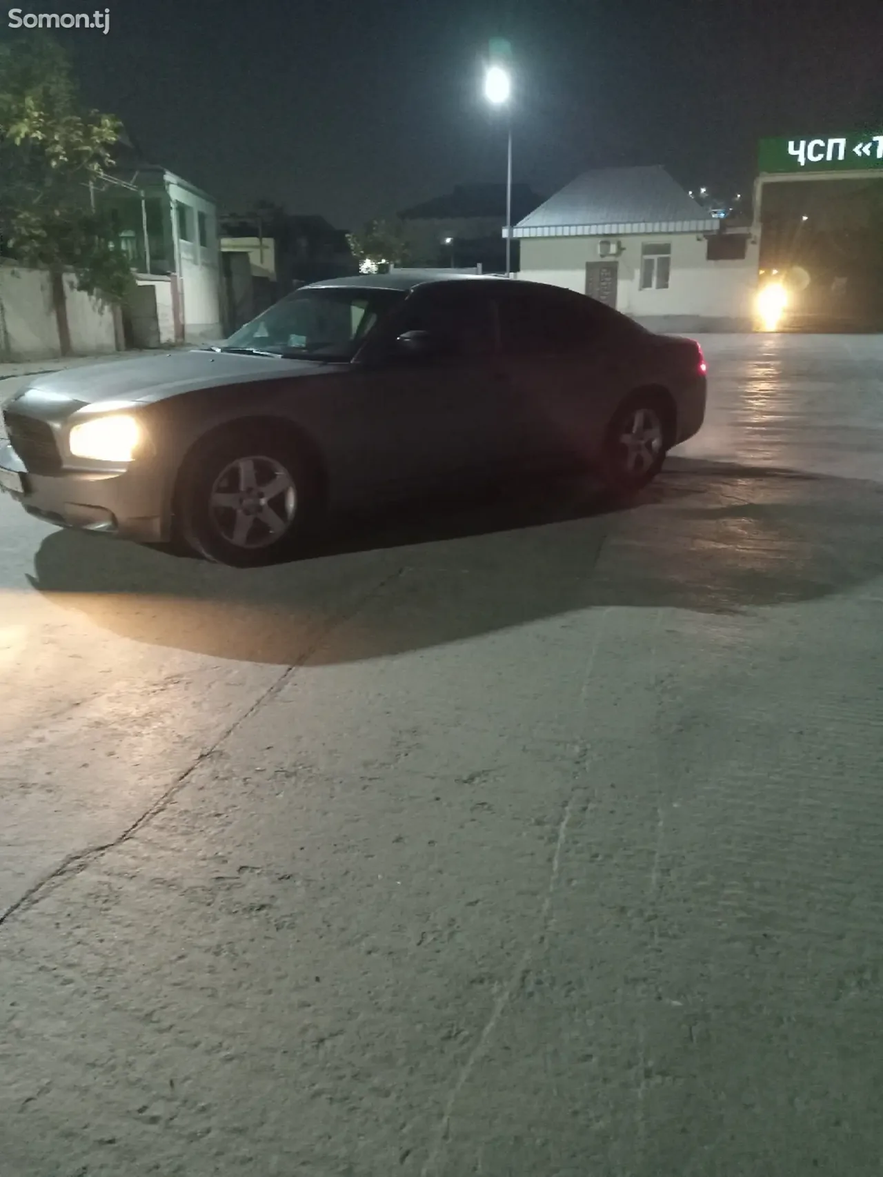 Dodge Charger 2008 · 3.5 AT