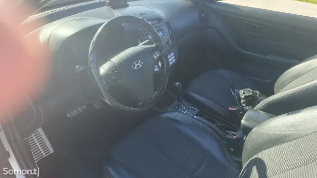 Hyundai Avante 2007 · 1.6 AT