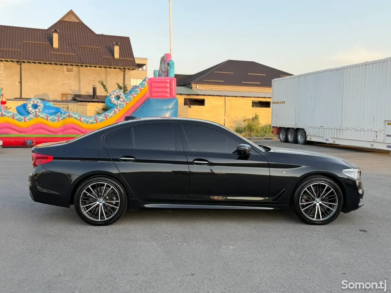BMW 5 series 2017 · 2.0 AT