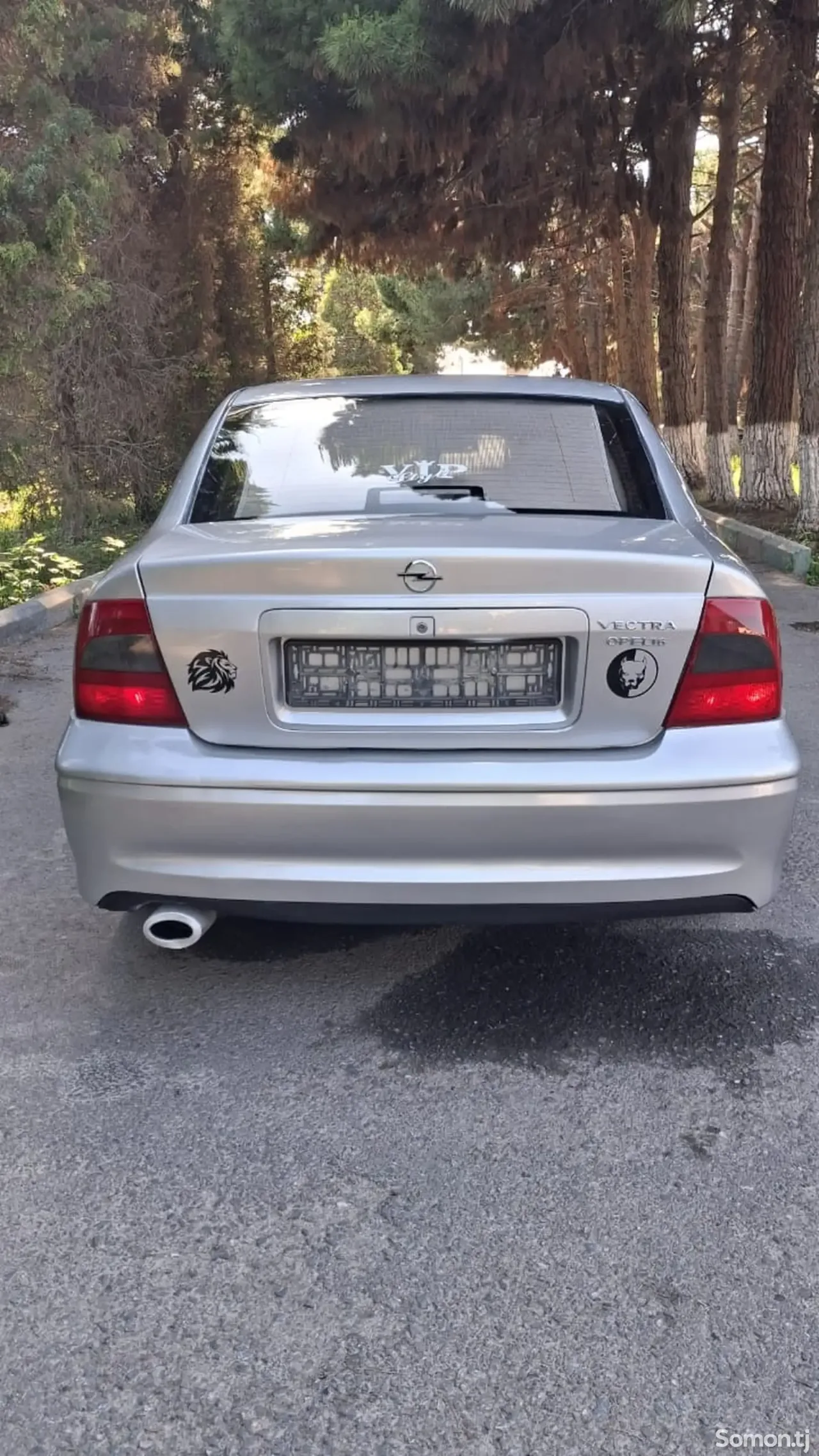 Opel Vectra B 1998 · 1.6 MT
