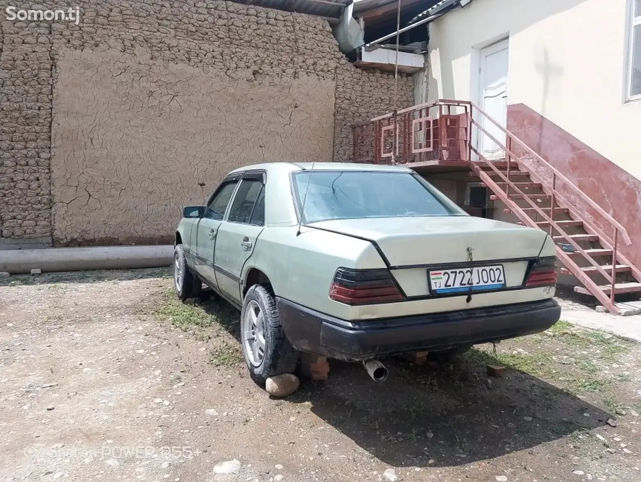 Mercedes-Benz W124 1987 · 1.8 MT