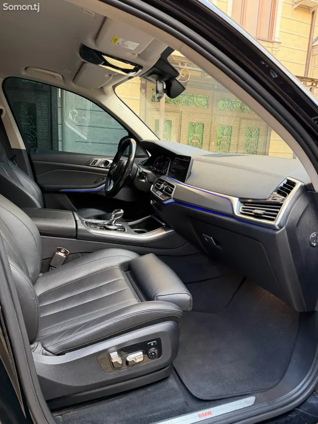 BMW X5 2020 · 3.0 AT