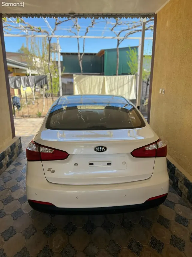 Kia K3 2014 · 1.6 AT