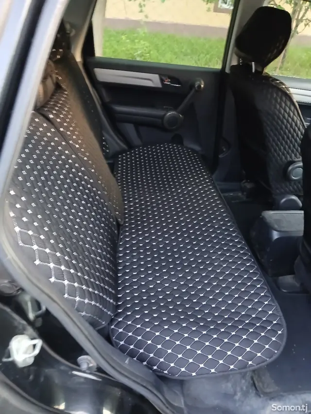 Honda CR-V 2011 · 2.4 AT