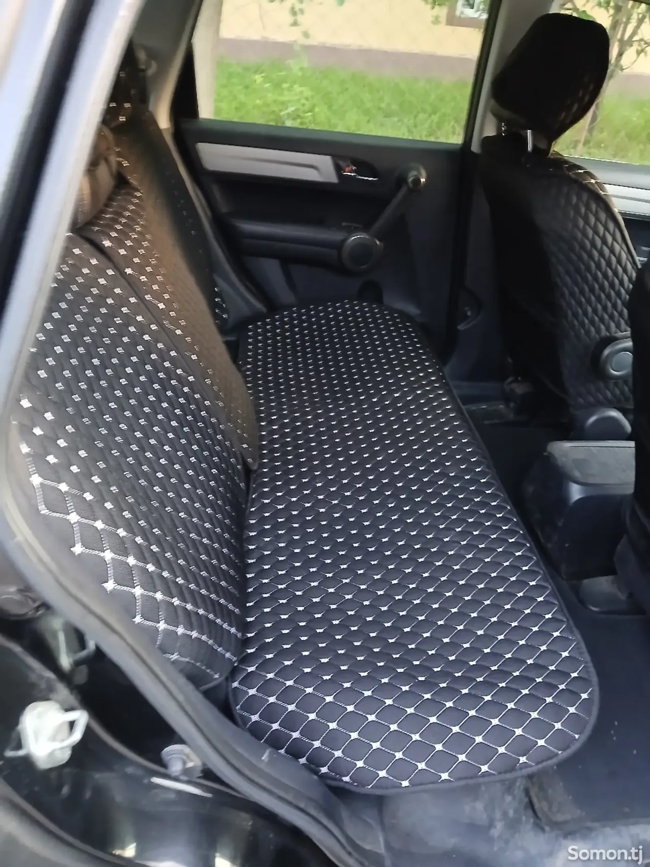Honda CR-V 2011 · 2.4 AT