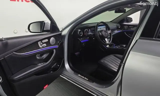 Mercedes-Benz E class 2018 · 3.0 AT