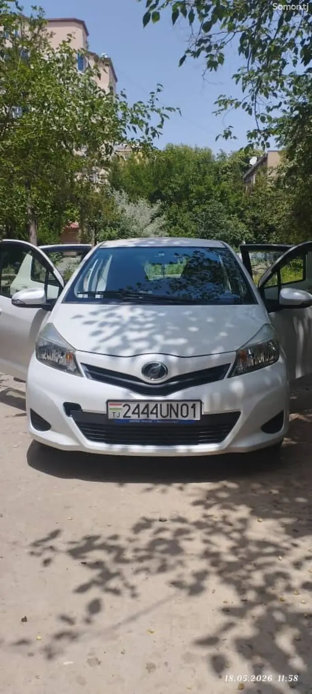 Toyota Vitz 2012 · 1.1 AT