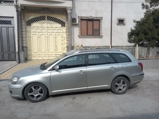 Toyota Avensis 2008 · 1.8 AT