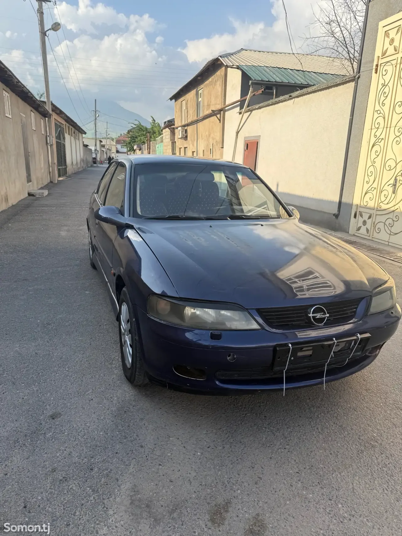 Opel Vectra B 1998 · 1.6 MT