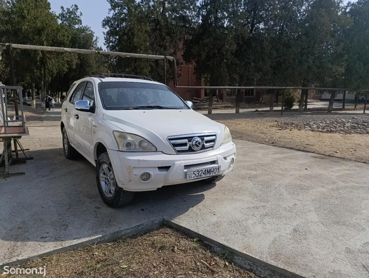 Kia Sorento 2007 · 2.4 MT