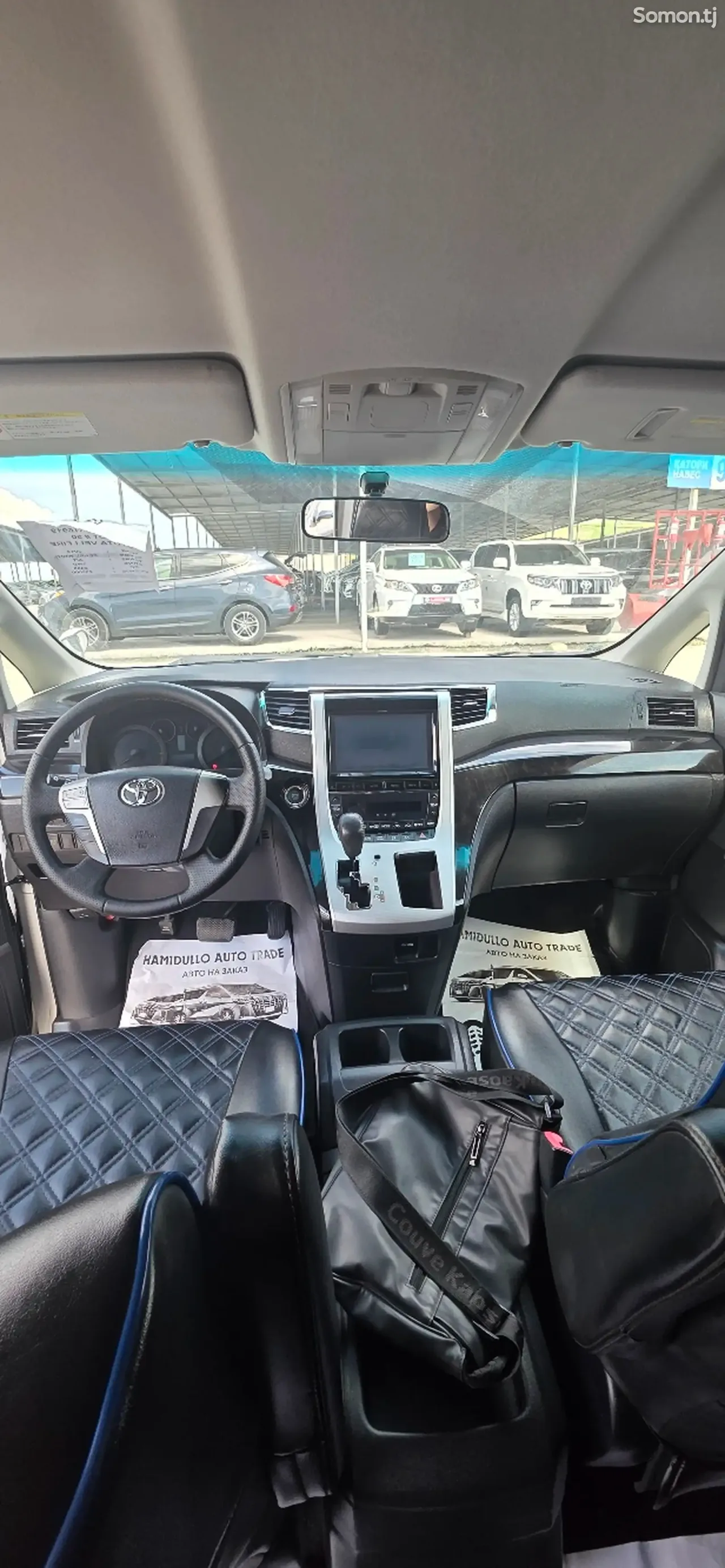 Toyota Vellfire 2014 · 2.4 AT