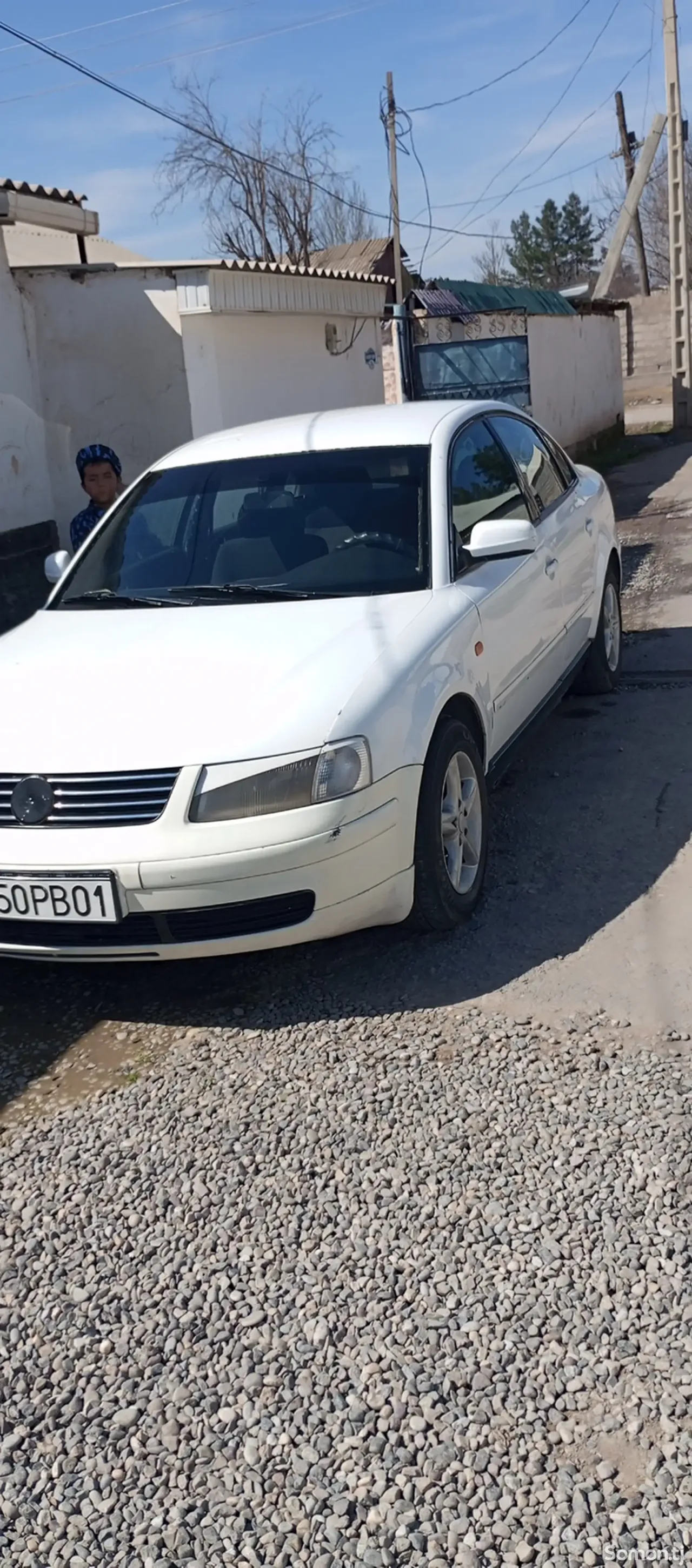 Volkswagen Passat 1998 · 1.6 MT