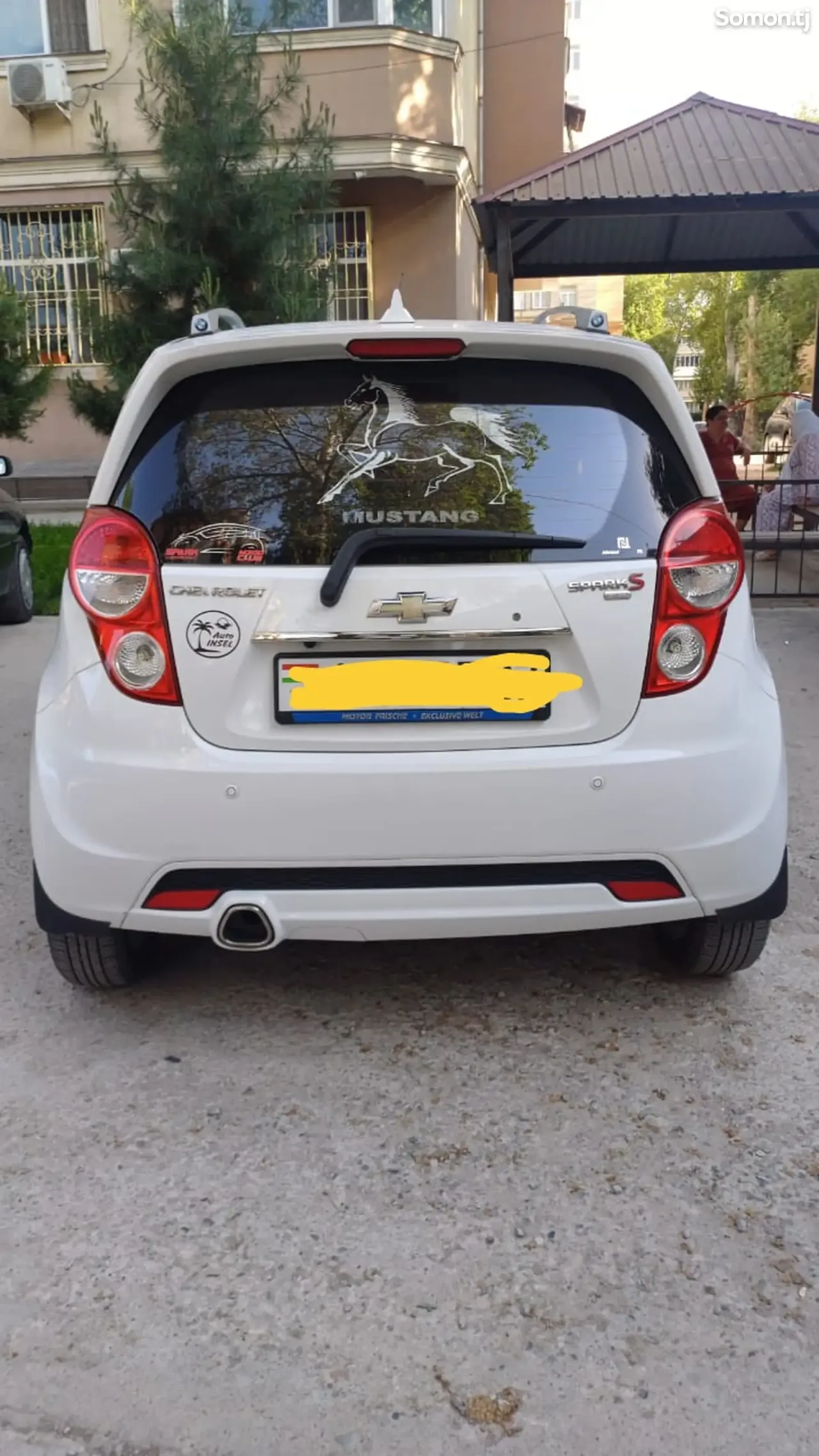 Chevrolet Spark 2015 · 1.1 AT