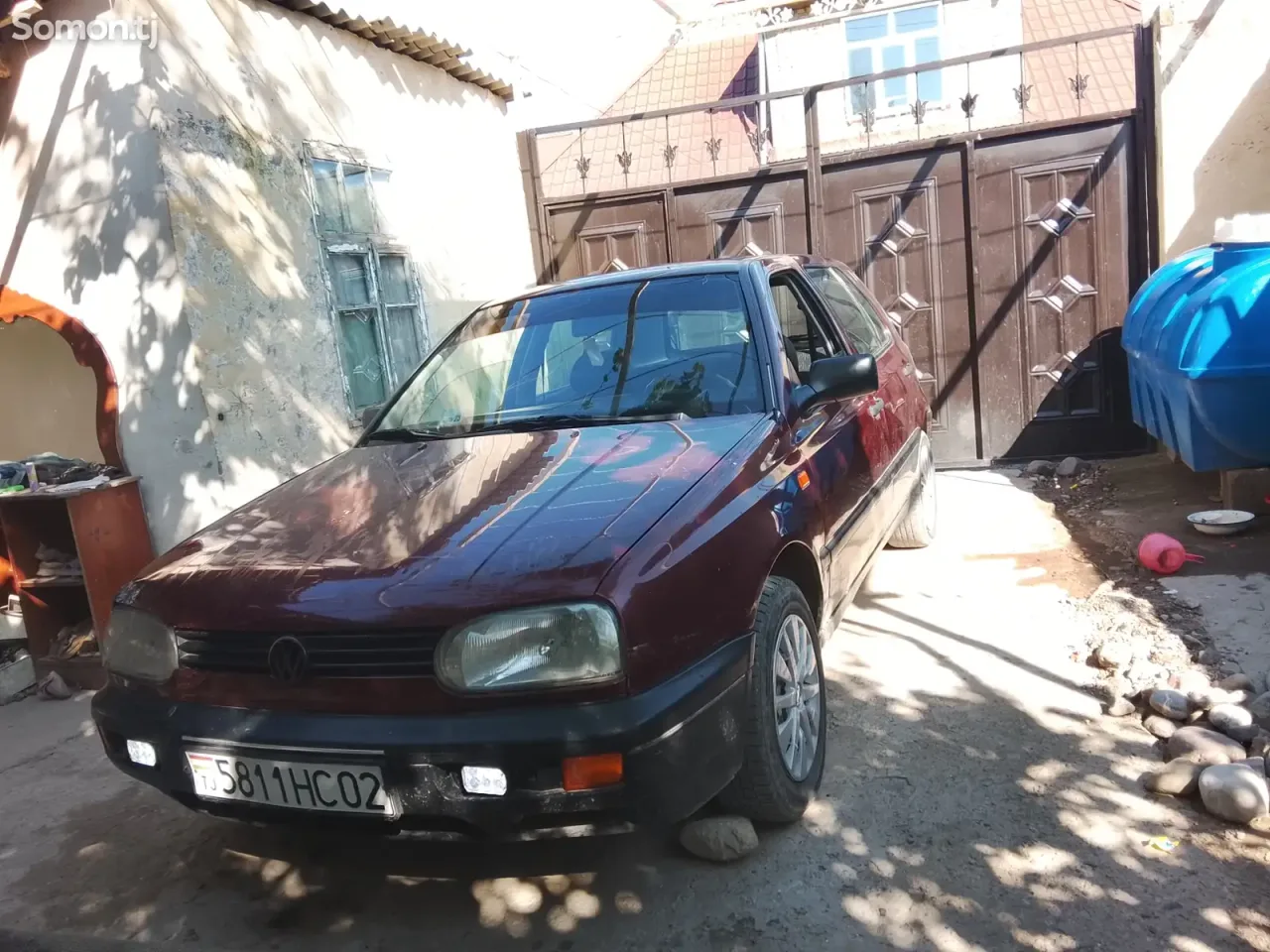 Volkswagen Golf 1997 · 1.4 MT