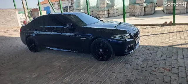 BMW 5 series 2015 · 3.0 AT