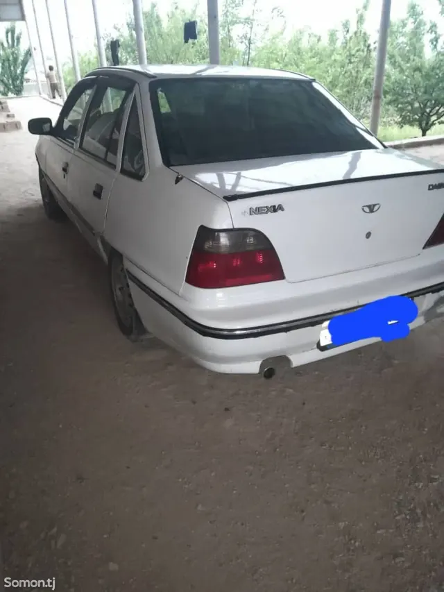 Daewoo Nexia 1995 · 1.6 MT