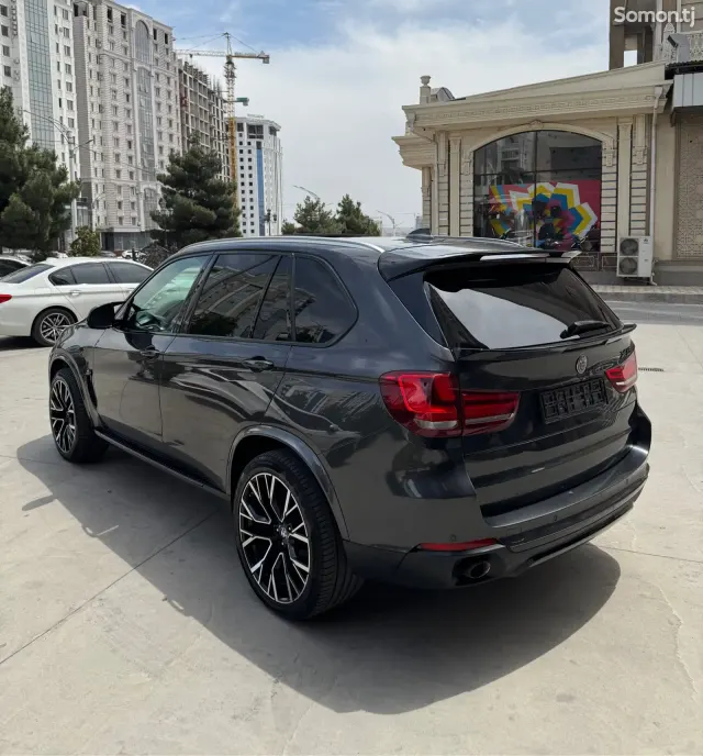 BMW X5 2015 · 3.0 AT