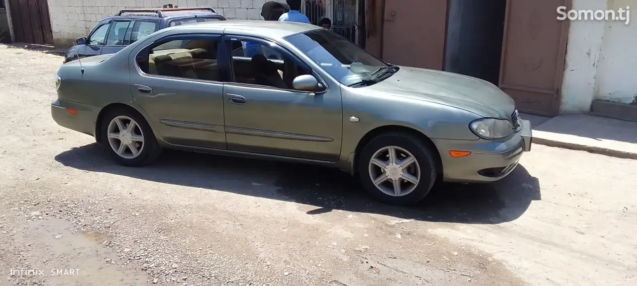 Nissan Maxima 2001 · 3.0 MT