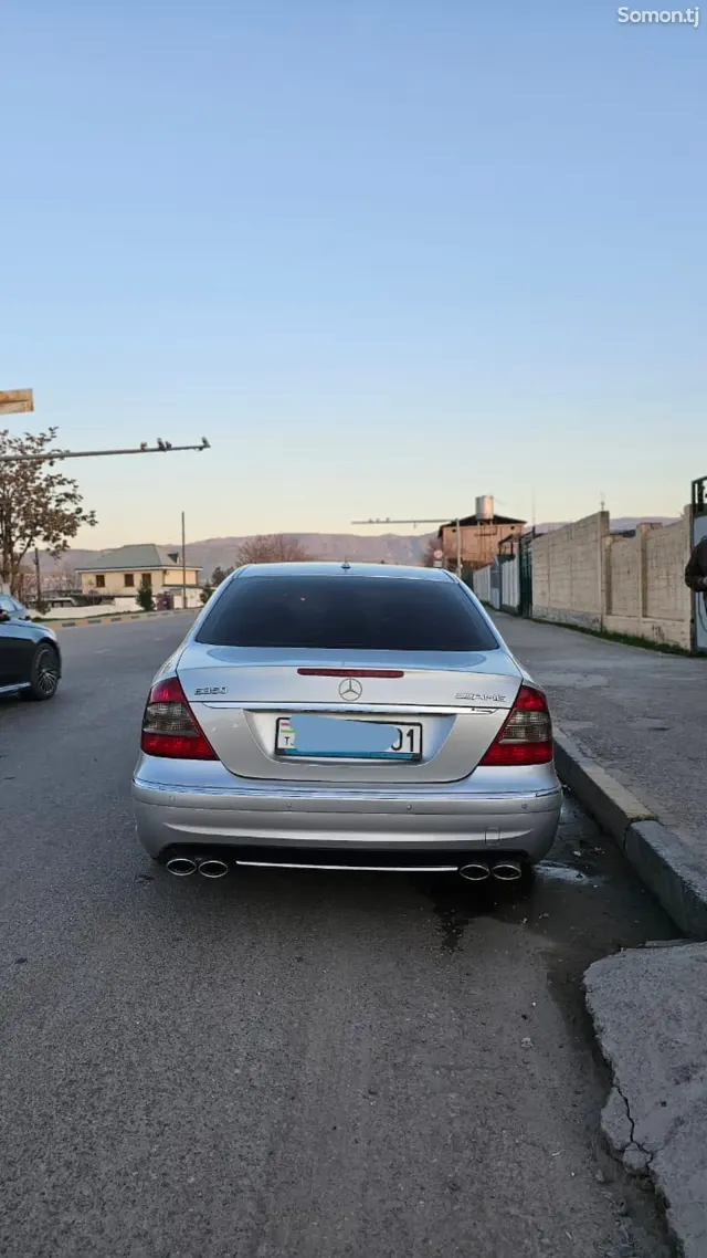 Mercedes-Benz E class 2006 · 3.5 AT