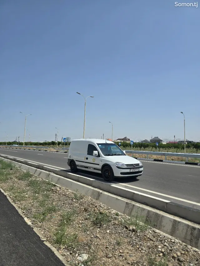 Opel Combo 2007 · 1.3 MT
