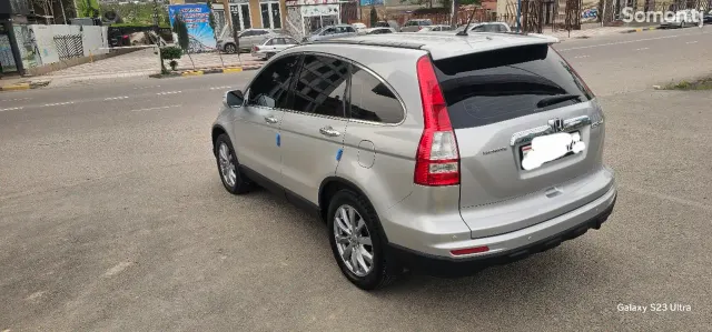Honda CR-V 2011 · 2.4 AT