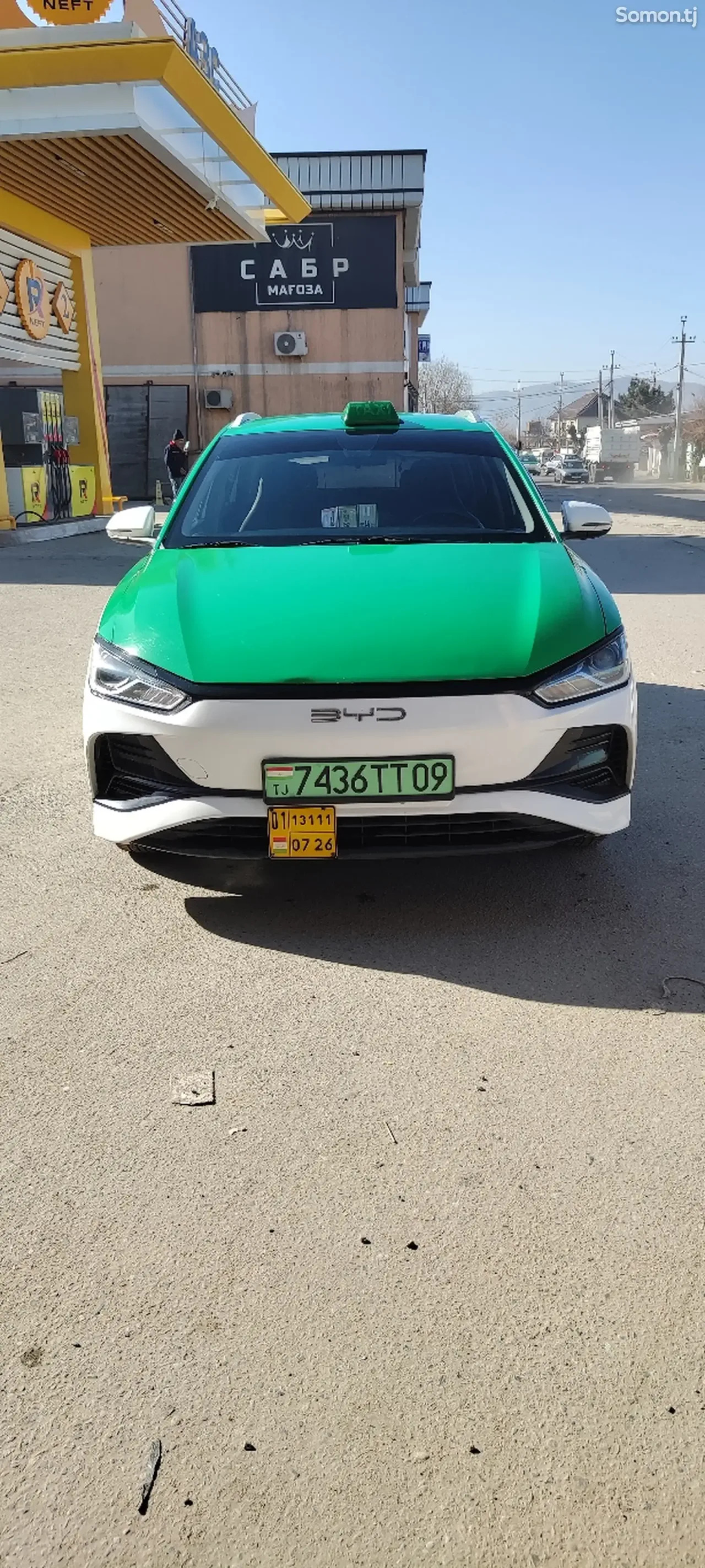 BYD E2 2023 · AT