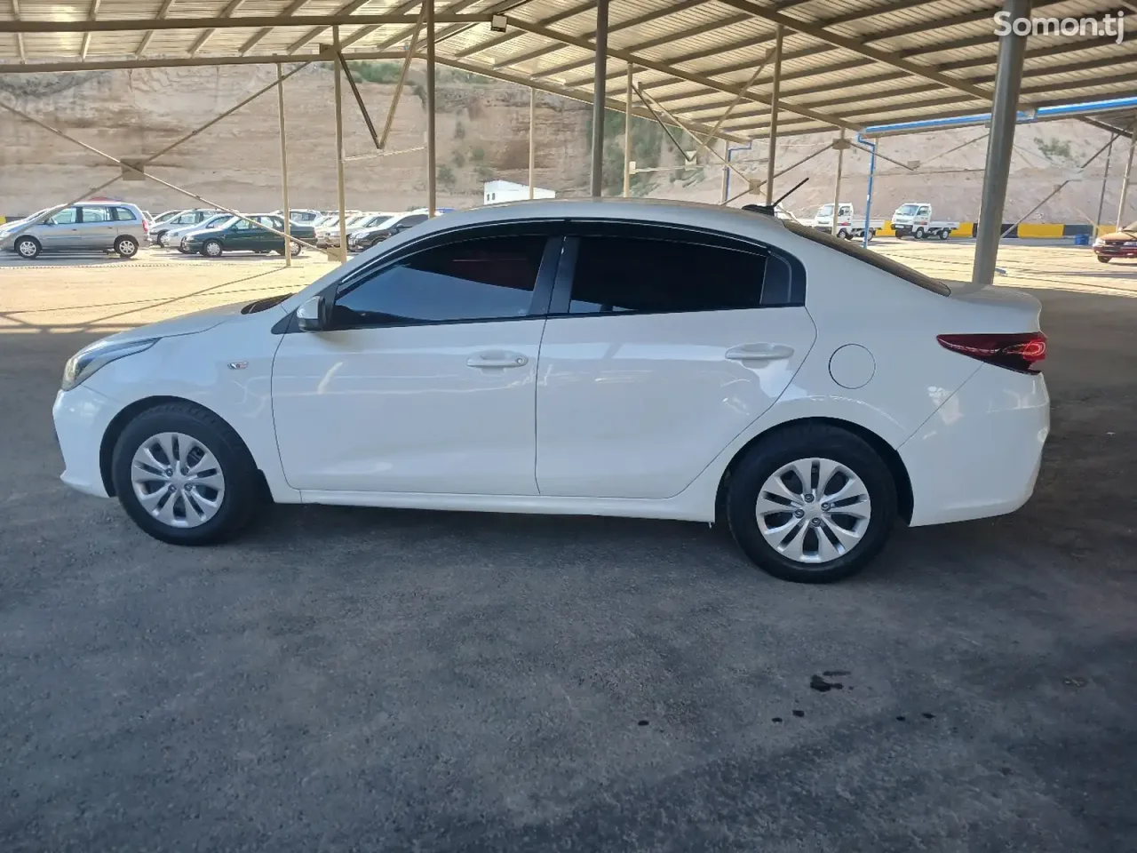 Kia Rio 2019 · 1.6 AT