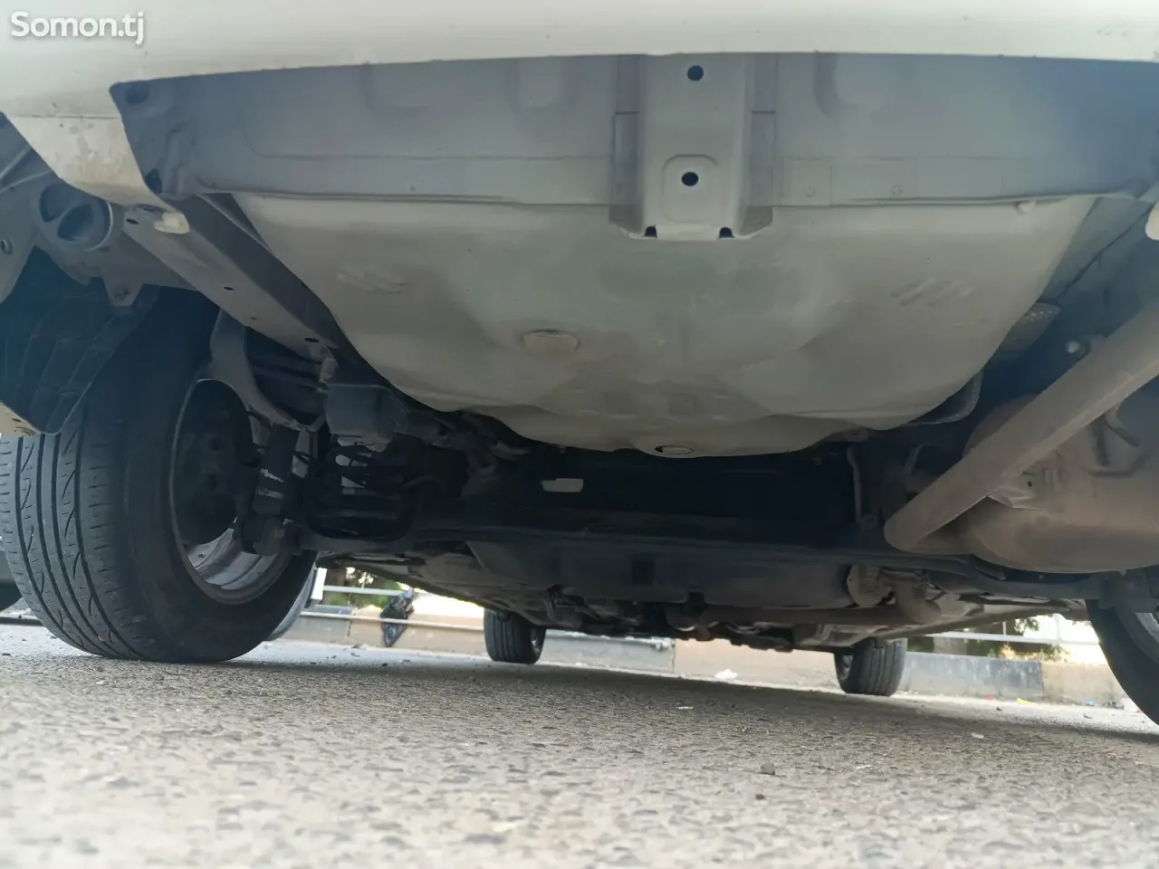 Toyota Yaris 2006 · 1.3 CVT