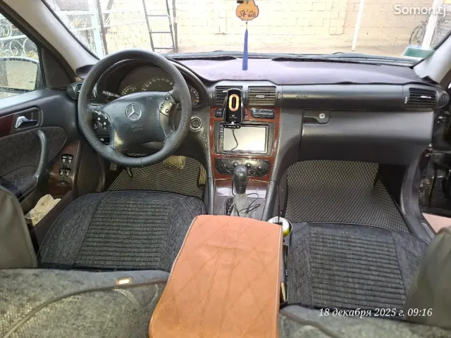 Mercedes-Benz C class 2001 · 2.3 AT