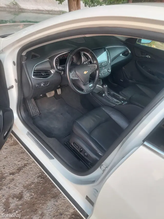 Chevrolet Malibu 2017 · 1.5 AT