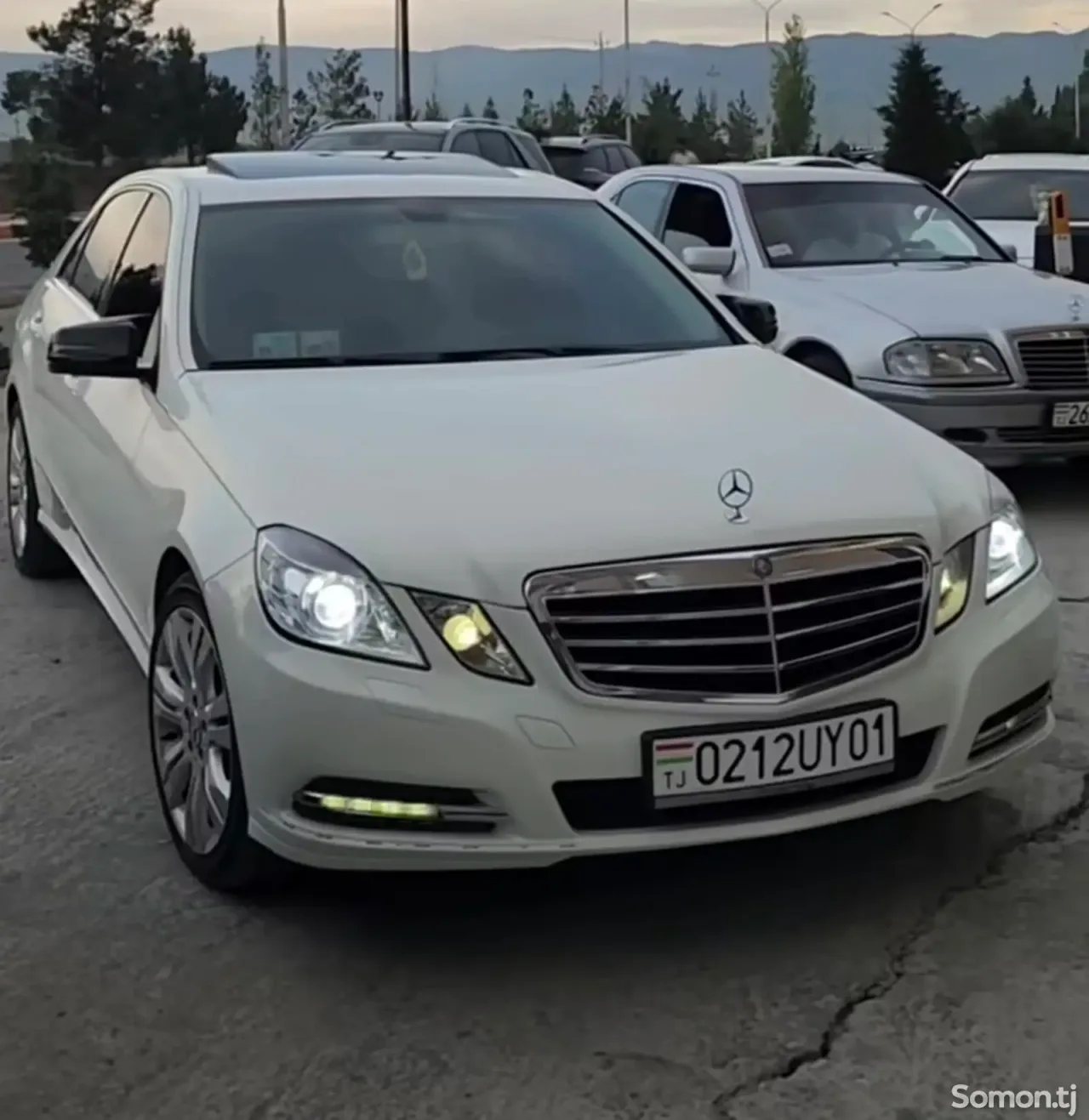 Mercedes-Benz E class 2011 · 3.0 AT