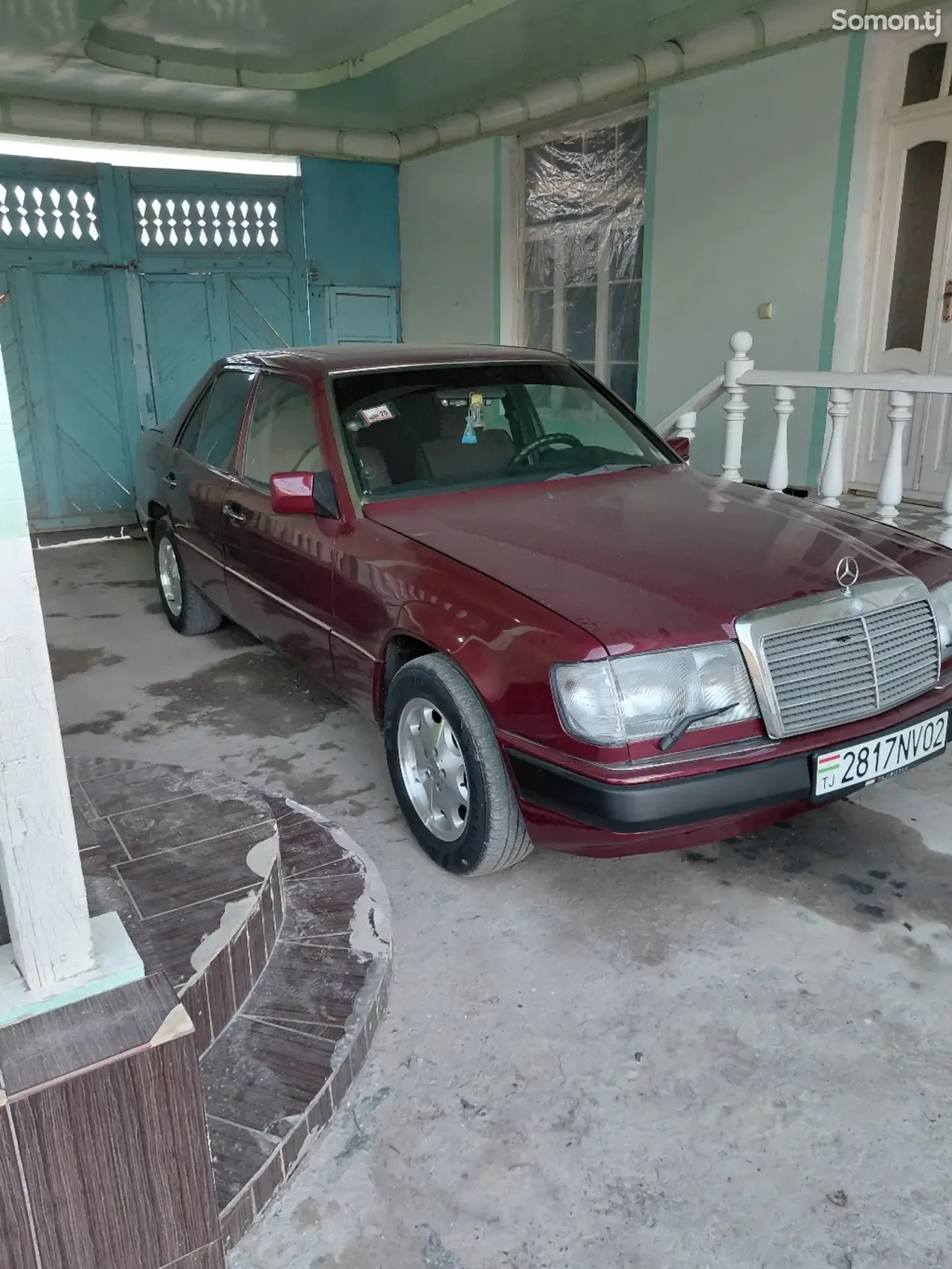 Mercedes-Benz W124 1991 · 2.0 MT