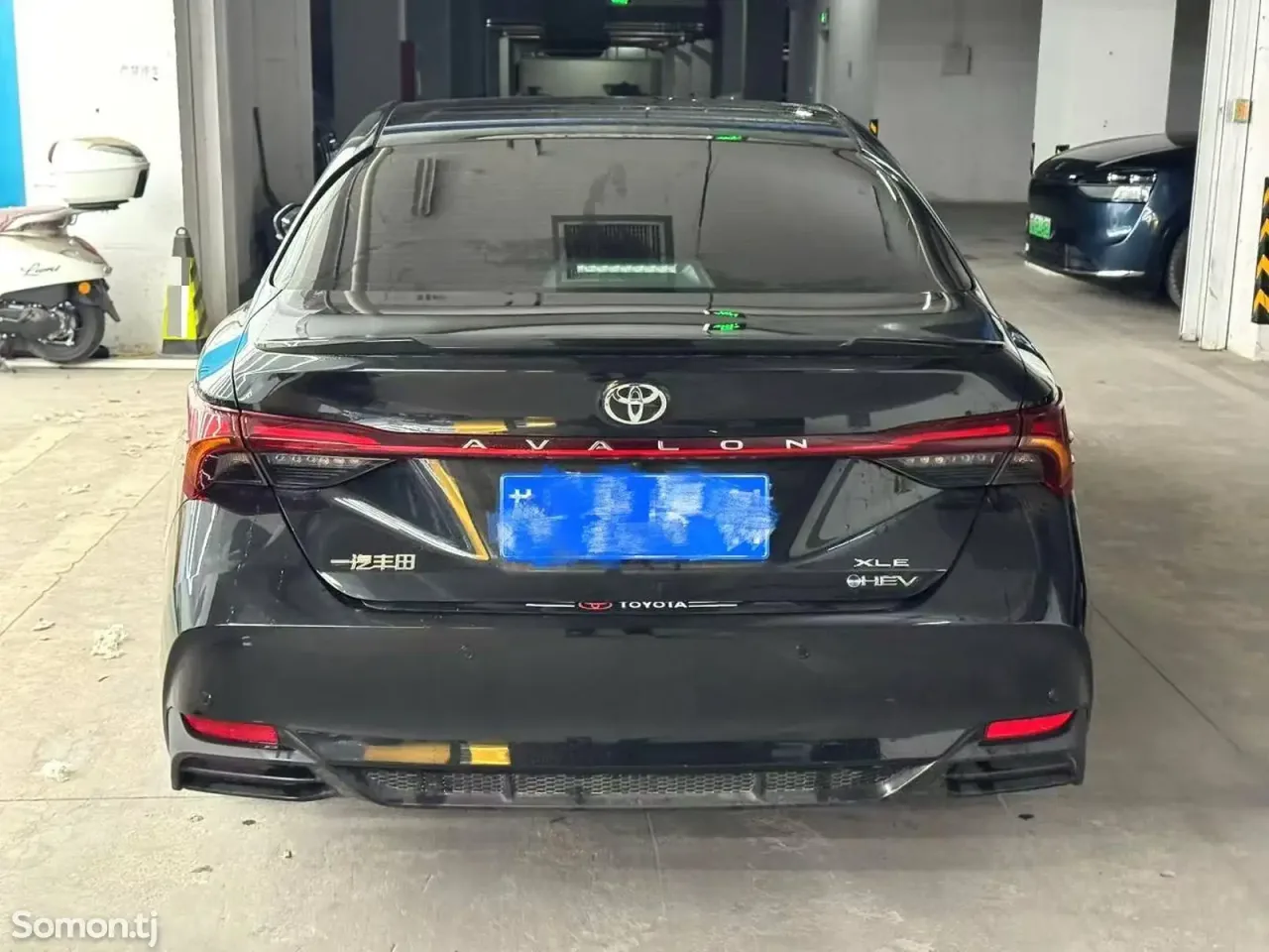 Toyota Avalon 2025 · 2.5 AT