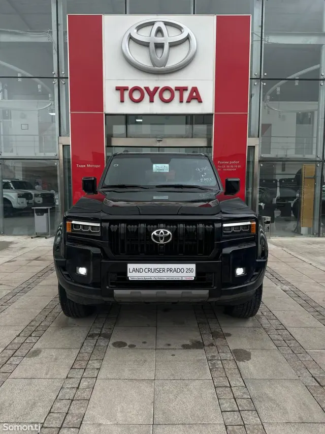 Toyota Land Cruiser Prado 2026 · 2.4 AT