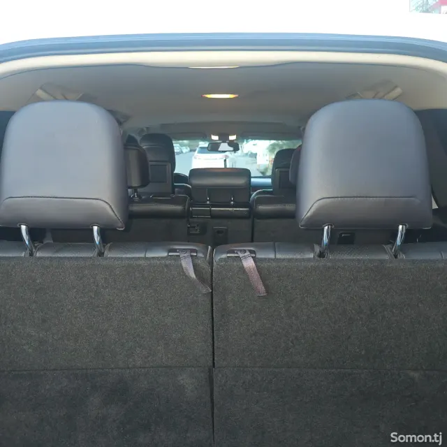 Lexus GS series 2010 · 4.6 AT