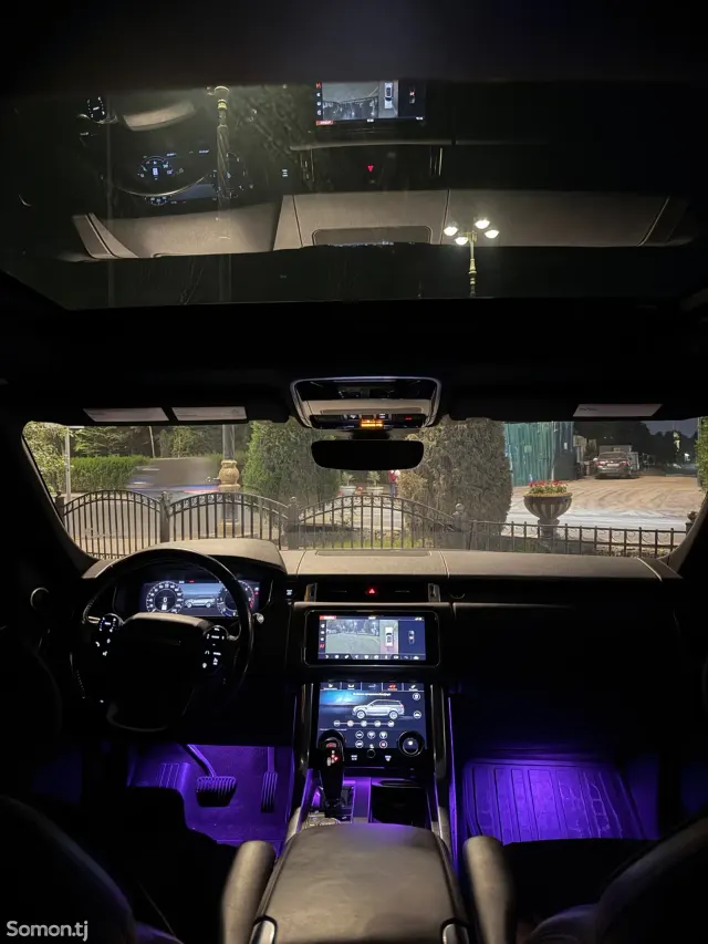 Land Rover Range Rover Sport 2018 · 3.0 AT