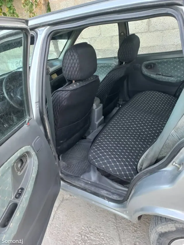 Daewoo Nexia 1997 · 1.6 MT