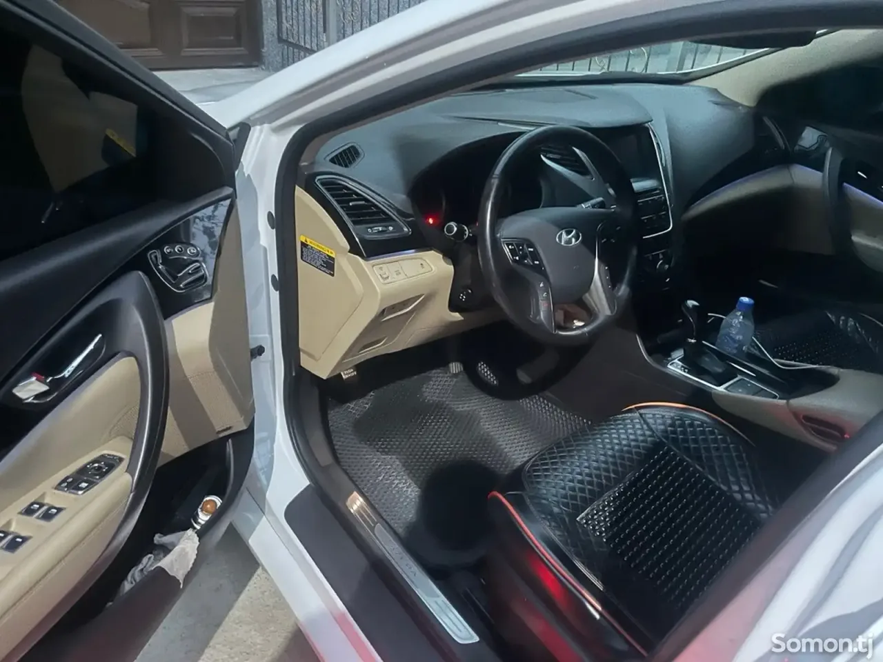 Hyundai Azera 2015 · 2.4 AT