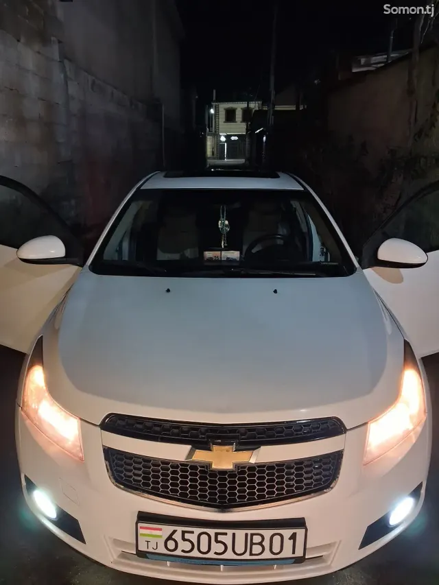 Chevrolet Cruze 2010 · 1.8 AT