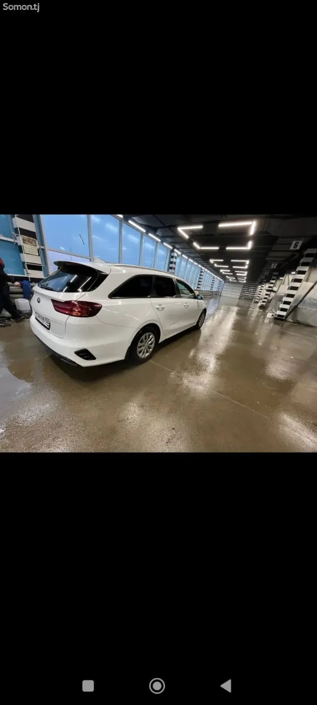 Kia Ceed 2019 · 1.6 AT