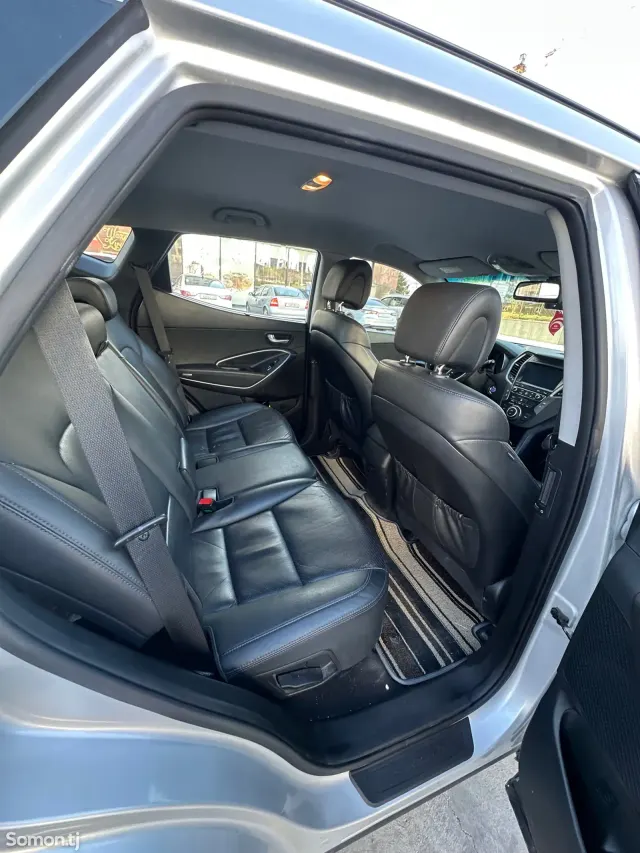 Hyundai Santa Fe 2015 · 2.0 AT