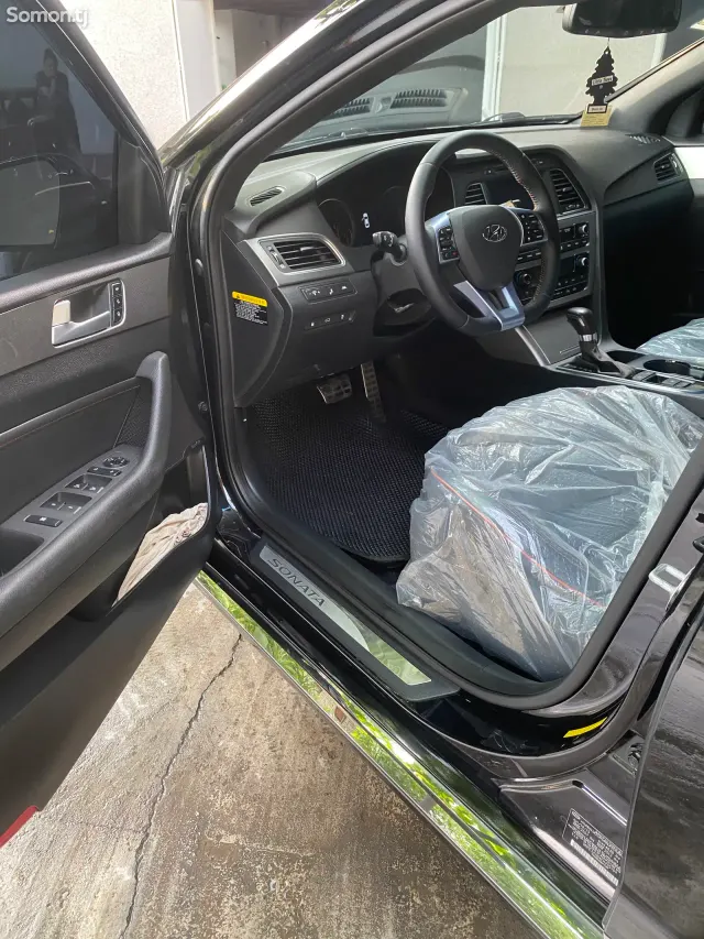 Hyundai Sonata 2015 · 2.0 AT